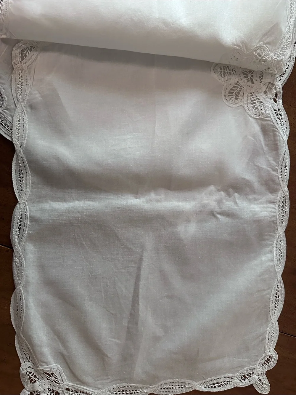 Vintage White Linen Lace Edge Placemats/ Doily